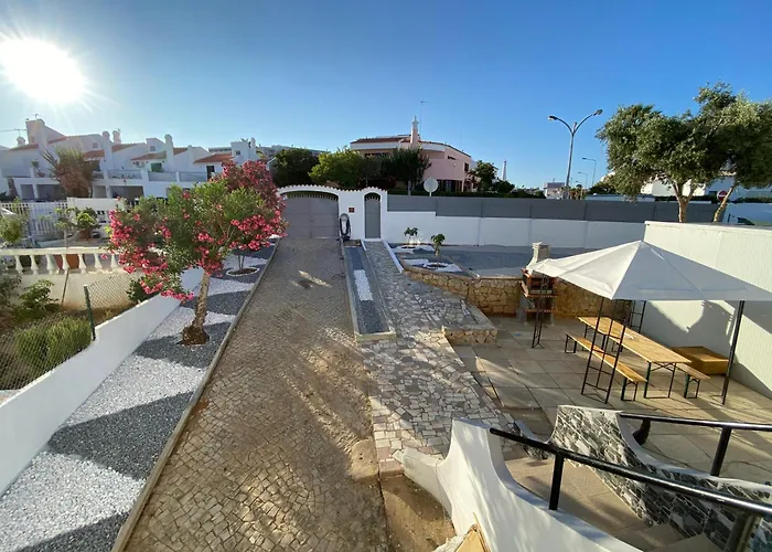 Moradia Olival- Bbq, 2 Quartos, Quintal